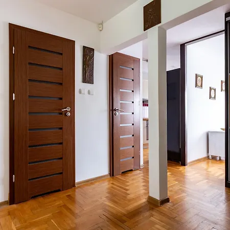 Glowna Spacious By Bookinghost Apartman Gdynia