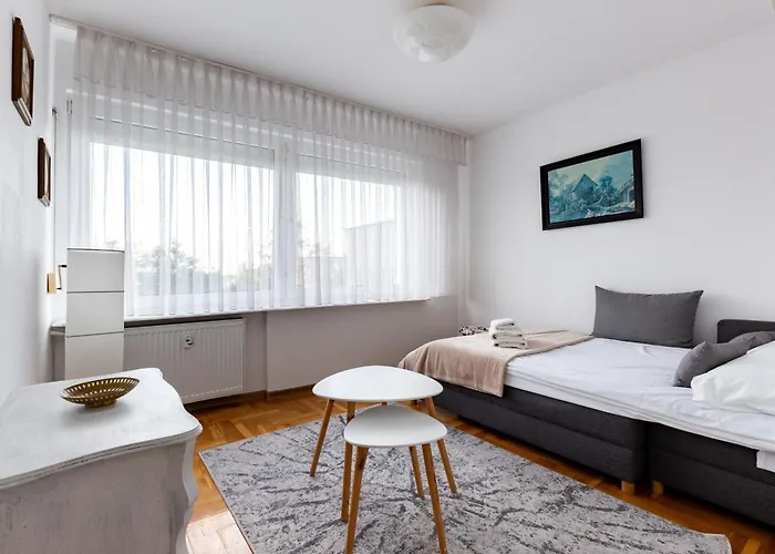 Appartement Glowna Spacious By Bookinghost Gdynia